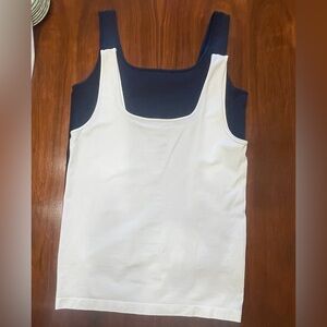 Loft Outlet Set of 2 Women's Tank Tops White and Navy Size Large